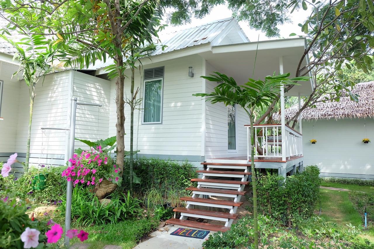 Aquna Huahin Resort Luaran gambar